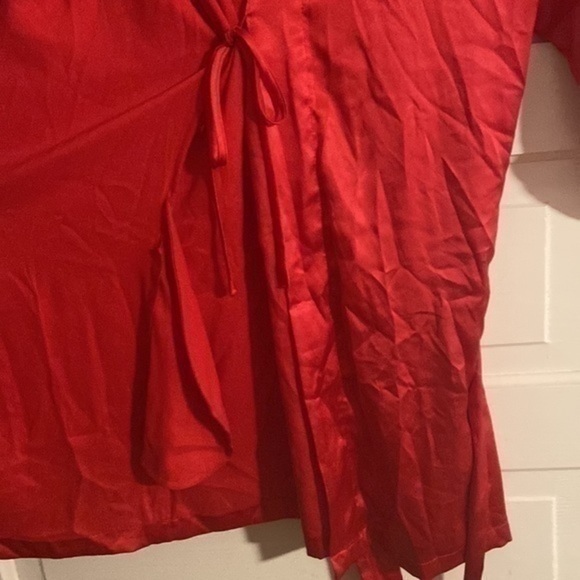 Victoria’s Secret Robe - Picture 2 of 6